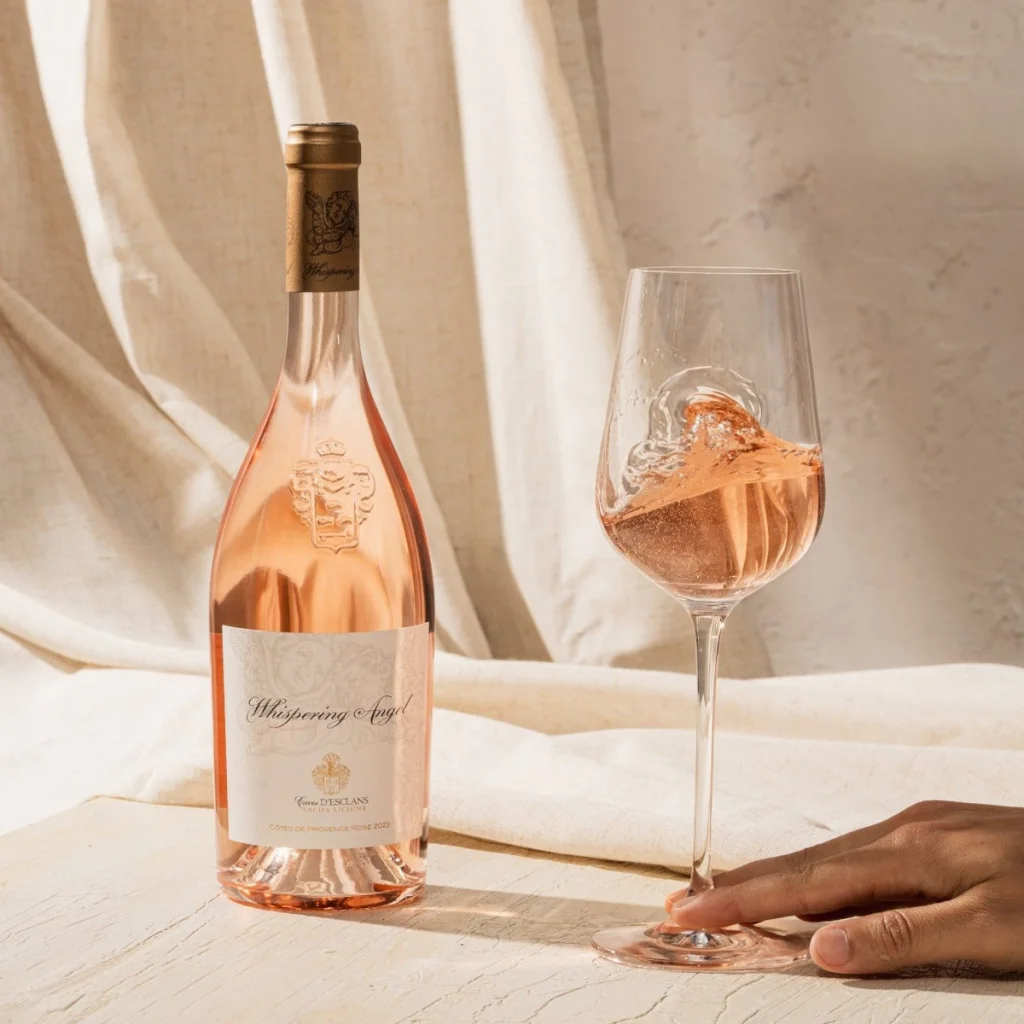 Titelseite -Weinhaus Shop WhisperingAngelBottleGlass1200x1200 1024x1024 1